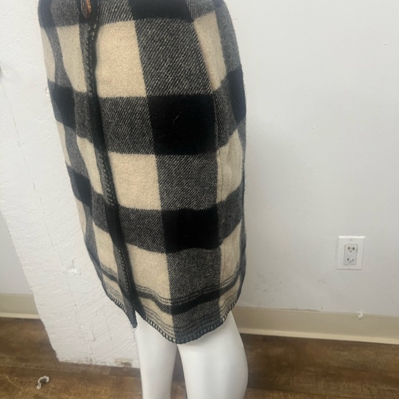 Wool Mini Skirt - Picture 9 of 10